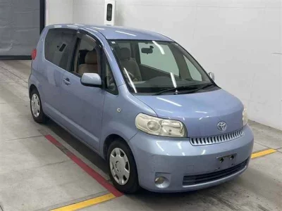 Toyota PORTE  с аукциона в Японии