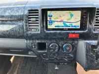 Toyota HIACE VAN лот № 30016 оценка R  с аукциона в Японии 5