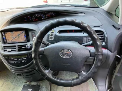 Toyota ESTIMA  с аукциона в Японии