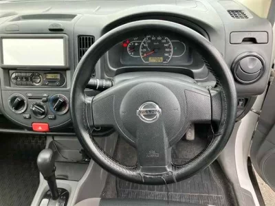 Nissan AD