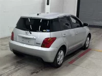 Toyota IST лот № 30073 оценка 3.5  с аукциона в Японии 4