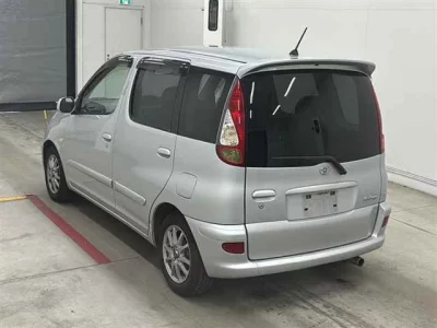 Toyota Funcargo
