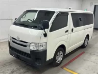 Toyota HIACE VAN лот № 30071 оценка 3.5  с аукциона в Японии 3