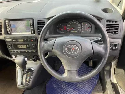Toyota COROLLA SPACIO