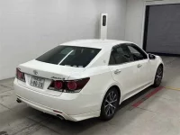 Toyota CROWN лот № 30174 оценка R  с аукциона в Японии 4