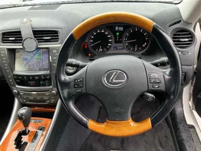 Lexus IS  с аукциона в Японии