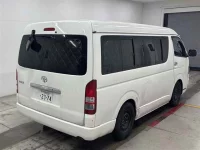 Toyota HIACE лот № 30227 оценка 3.5  с аукциона в Японии 4