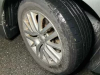 Nissan FUGA лот № 90424 оценка 3.5  с аукциона в Японии 8