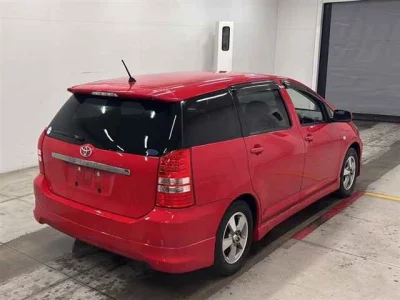 Toyota WISH  с аукциона в Японии