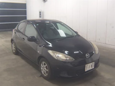 Mazda DEMIO  с аукциона в Японии