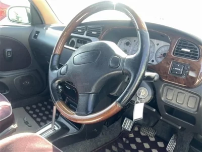 Daihatsu MIRA  с аукциона в Японии