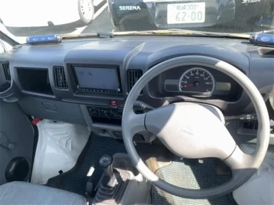 Mitsubishi MINICAB TRUCK