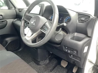 Mitsubishi eK X Space