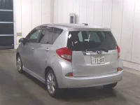 Subaru TREZIA лот № 26 оценка 3.5  с аукциона в Японии 1