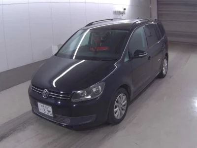 Volkswagen GOLF TOURAN  с аукциона в Японии