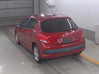 Peugeot 207  с аукциона в Японии