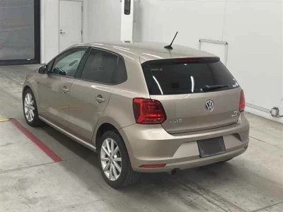 Volkswagen Polo  с аукциона в Японии