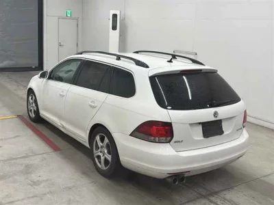 Volkswagen GOLF VARIANT  с аукциона в Японии