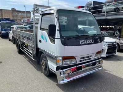 Isuzu Elf