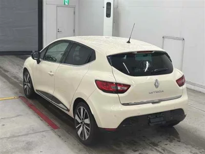 Renault LUTECIA  с аукциона в Японии