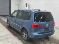 Volkswagen GOLF TOURAN лот № 30245 оценка 3.5  с аукциона в Японии 1