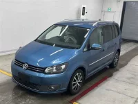 Volkswagen GOLF TOURAN лот № 30245 оценка 3.5  с аукциона в Японии 3