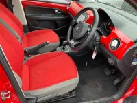 Volkswagen UP лот № 30247 оценка 4  с аукциона в Японии 6