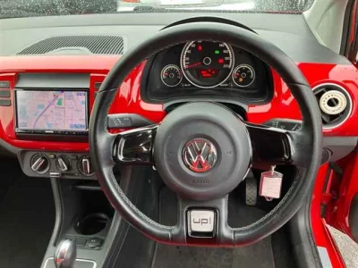 Volkswagen UP  с аукциона в Японии