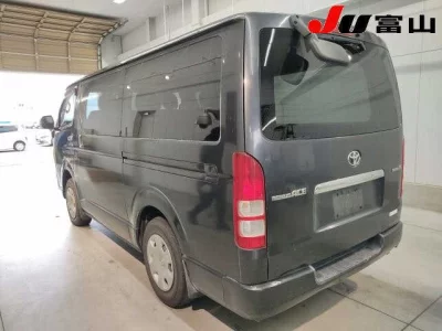 Toyota RegiusAce