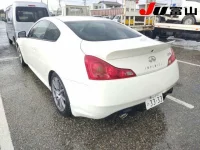 Nissan SKYLINE лот № 1074 оценка R  с аукциона в Японии 1