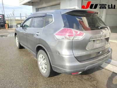 Nissan X-TRAIL
