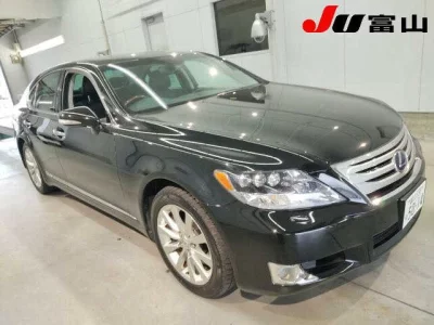 Lexus LS600h