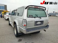 Toyota HILUX SURF лот № 1133 оценка 3.5  с аукциона в Японии 1