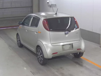 Subaru R2