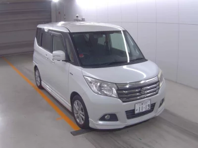 Suzuki Solio