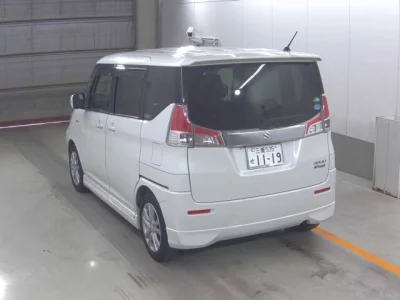 Suzuki Solio