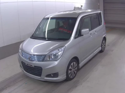 Mitsubishi Delica D:2