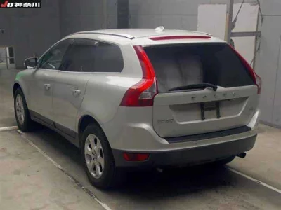 Volvo XC60  с аукциона в Японии