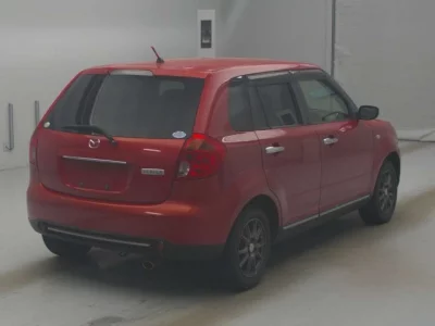 Mazda VERISA