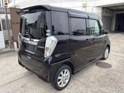 Mitsubishi eK X Space