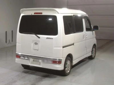 Daihatsu Atrai Wagon  с аукциона в Японии