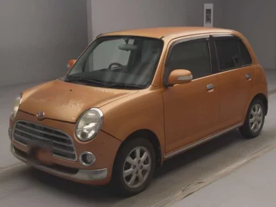 Daihatsu MIRA  с аукциона в Японии