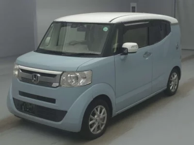 Honda N BOX SLASH