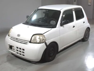 Daihatsu Esse  с аукциона в Японии