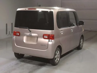 Daihatsu TANTO  с аукциона в Японии