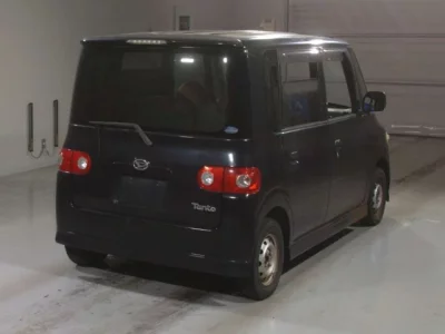 Daihatsu TANTO  с аукциона в Японии