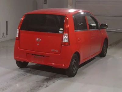 Daihatsu MIRA  с аукциона в Японии