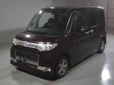 Daihatsu TANTO  с аукциона в Японии