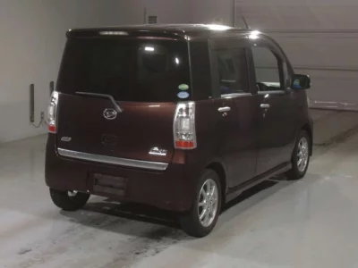 Daihatsu TANTO EXE