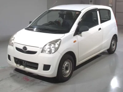 Daihatsu MIRA  с аукциона в Японии